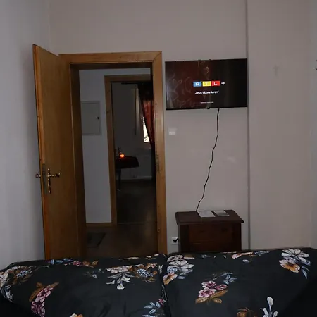 Rhein Cornea 1 Apartment *